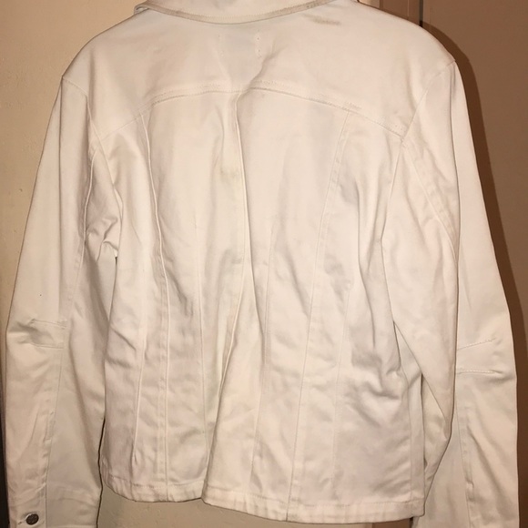 Jacket - Picture 4 of 4